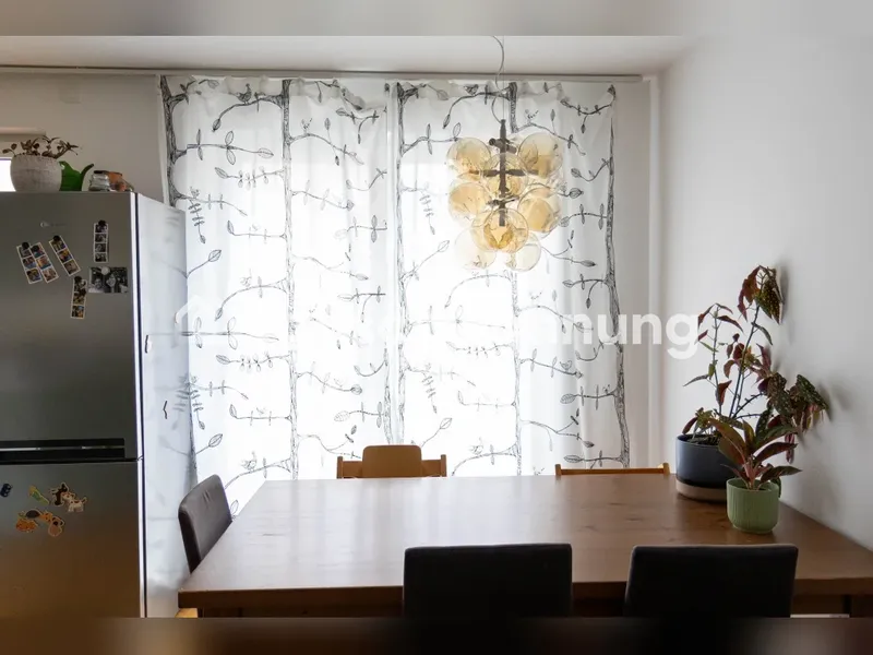 Tauschwohnung: 4-Zimmer-Wohnung auf zwei Wohnungen — photo 1